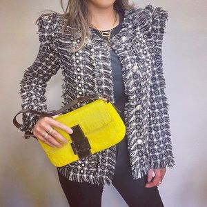 LAURENCE & CHICO suit set